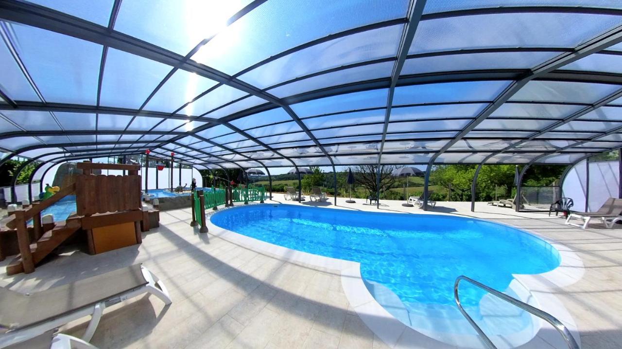 Camping Les Terrasses De Dordogne Rouffignac Saint-Cernin Kültér fotó