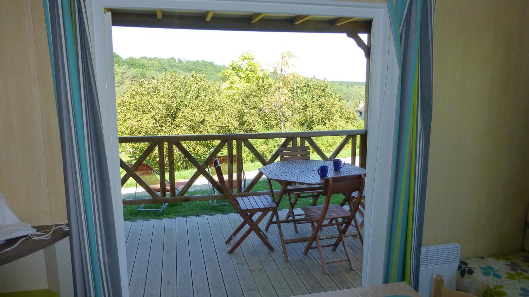 Camping Les Terrasses De Dordogne Rouffignac Saint-Cernin Szoba fotó