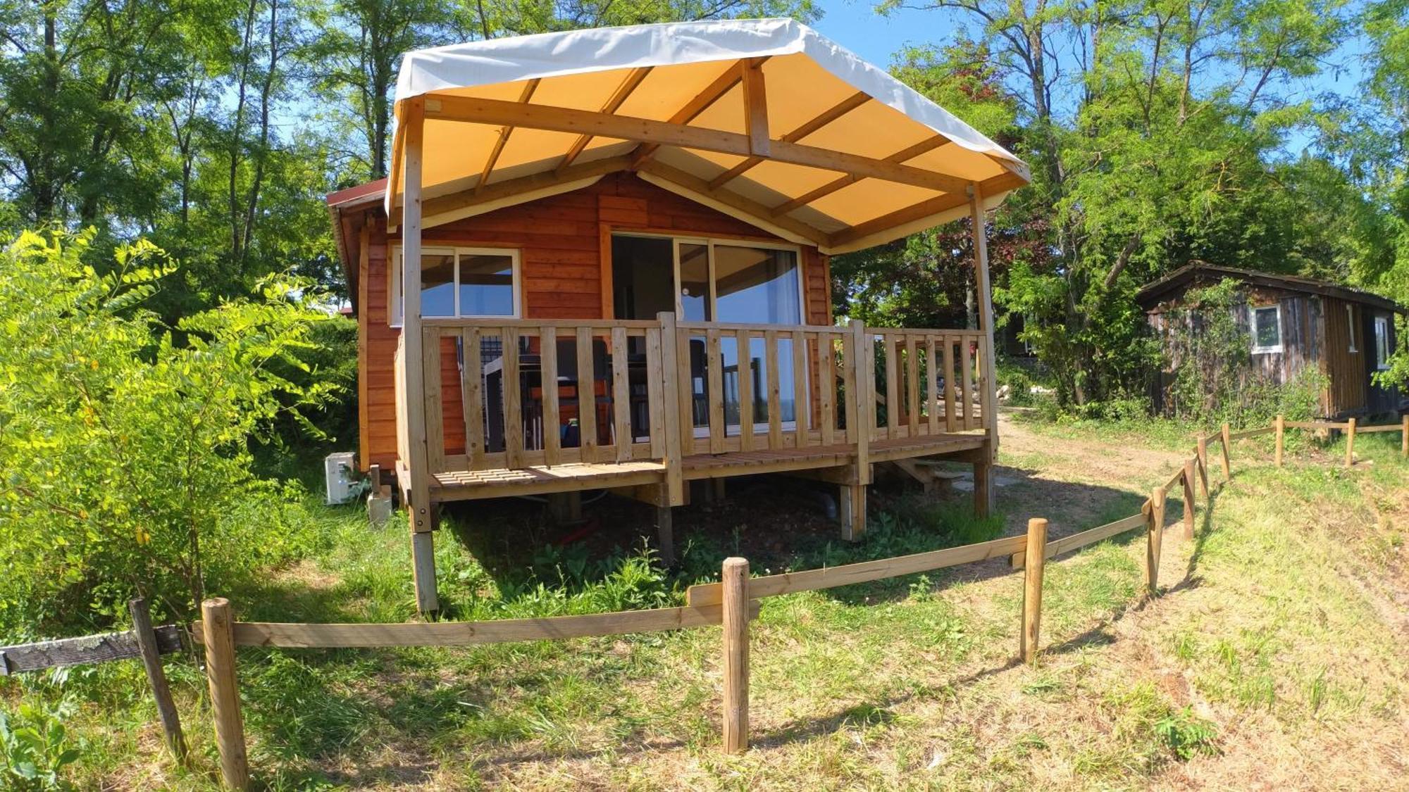 Camping Les Terrasses De Dordogne Rouffignac Saint-Cernin Kültér fotó