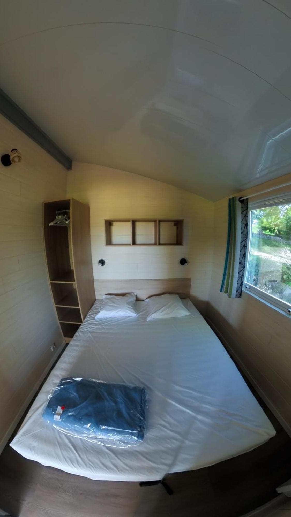 Camping Les Terrasses De Dordogne Rouffignac Saint-Cernin Szoba fotó