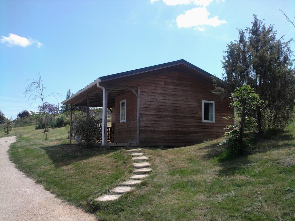 Camping Les Terrasses De Dordogne Rouffignac Saint-Cernin Szoba fotó