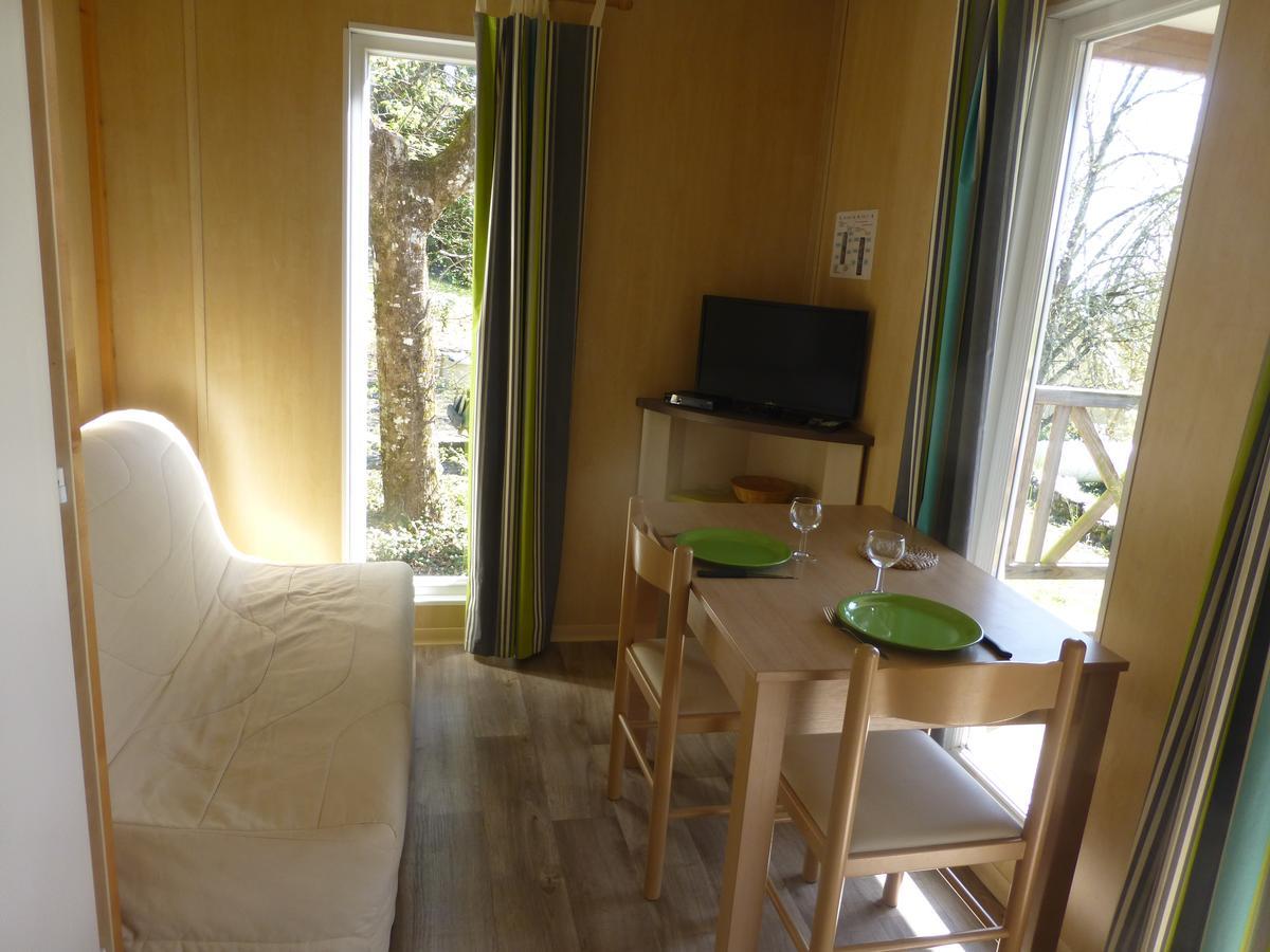 Camping Les Terrasses De Dordogne Rouffignac Saint-Cernin Kültér fotó