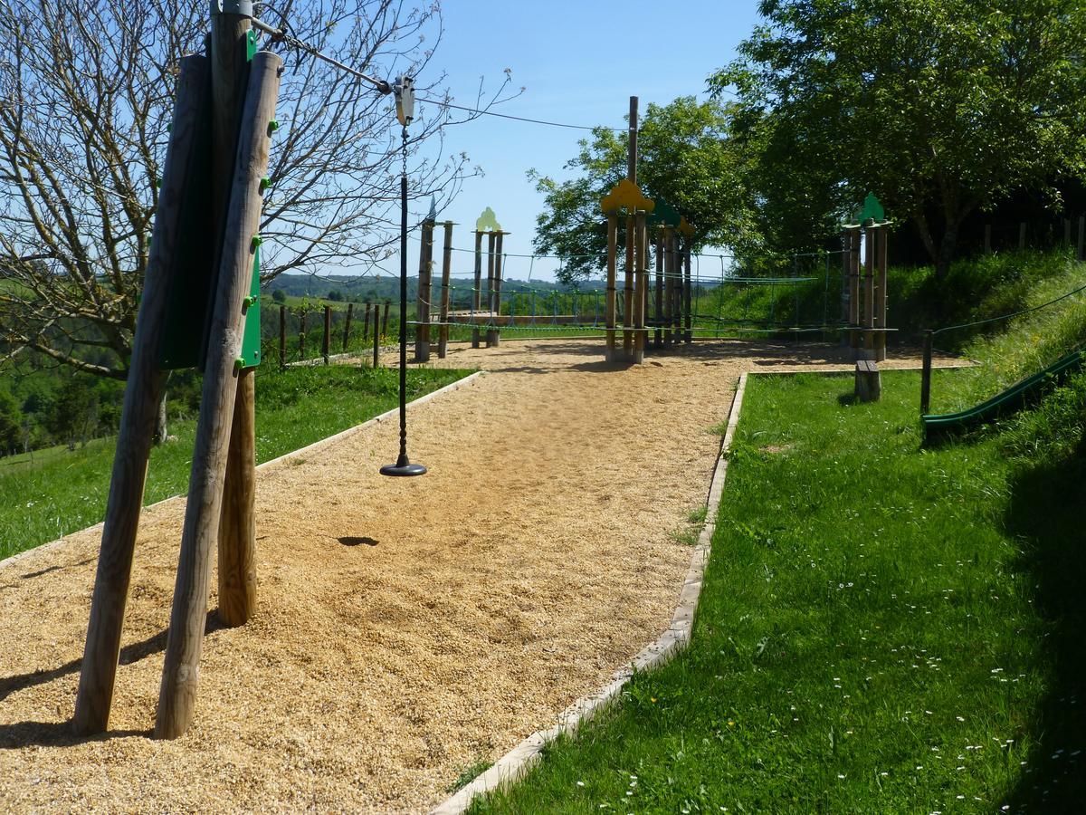 Camping Les Terrasses De Dordogne Rouffignac Saint-Cernin Kültér fotó